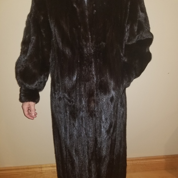 Women's Custom Full Length Mink Coat Black - Picture 6 of 6